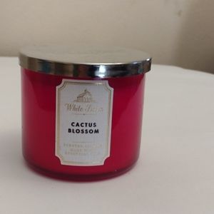 Bath & Body Works 3 wick fuchsia candle